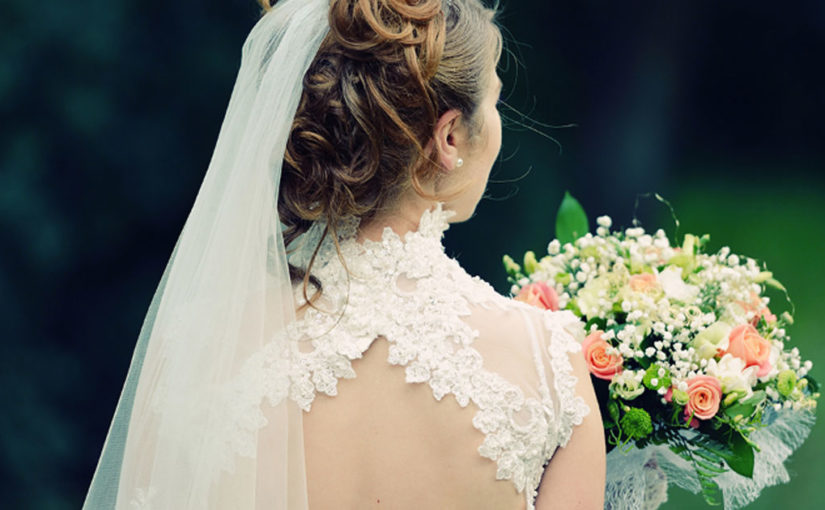 Пунцовая от злости невеста заявила: «Никакой свадьбы не будет!»